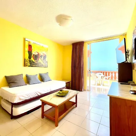 Cozy One Bedroom Apartment, Wifi,Ocean View,Tenerife Apartment